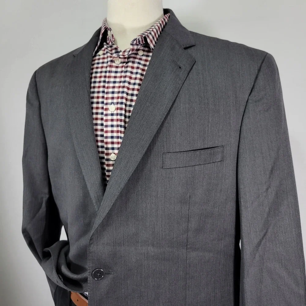 JOS A BANK Gold Men's Sport Coat Blazer Two Button Gray Herringbone‎ Wool 46L